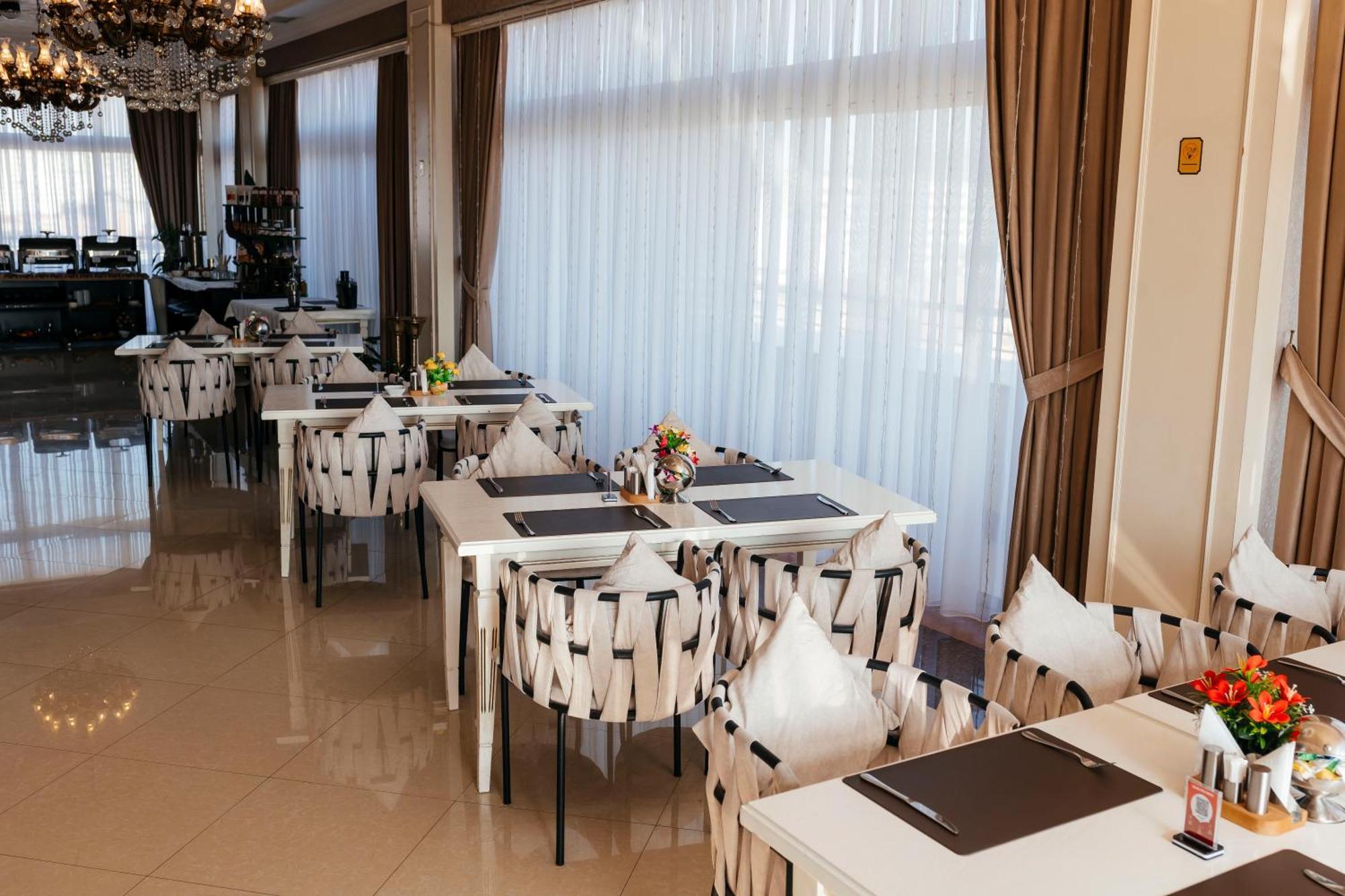 Capitol Hotel Baku Exterior photo